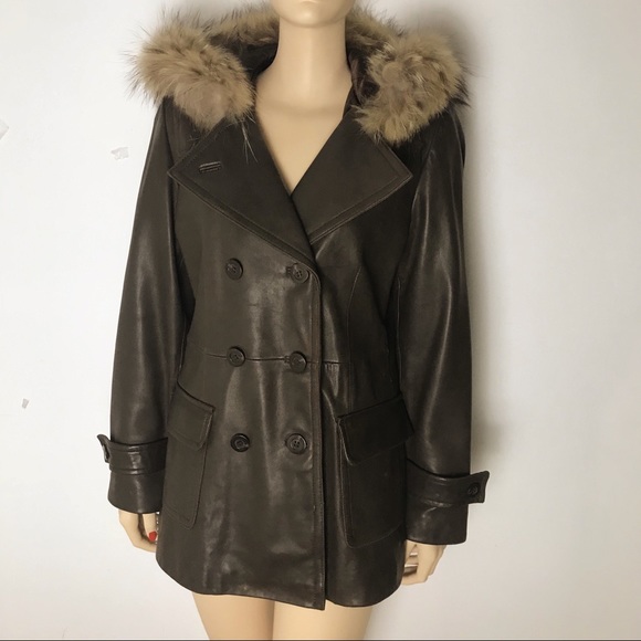 Gallery Genuine Leather Coat with Fur Trim small - Picture 6 of 8